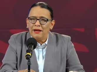 Rosa Icela Rodríguez se ampara contra multa; jueza desecha demanda