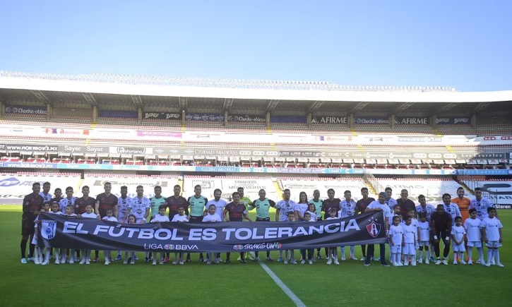 Inicia desde las casetas operativo para partido Gallos vs Atlas