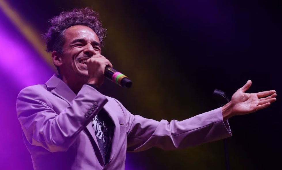 Vocalista de Café Tacvba, entre los 50 mejores rockeros de la historia