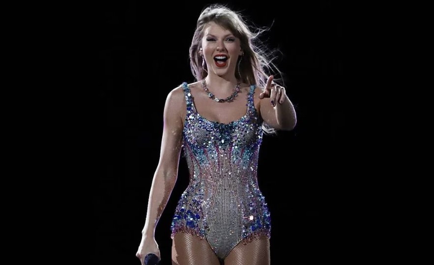Alcanza Taylor Swift 100 millones de oyentes en Spotify