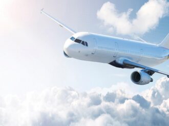 Ante aumento de turismo sexual infantil proponen protocolos en aerolíneas para erradicarlo