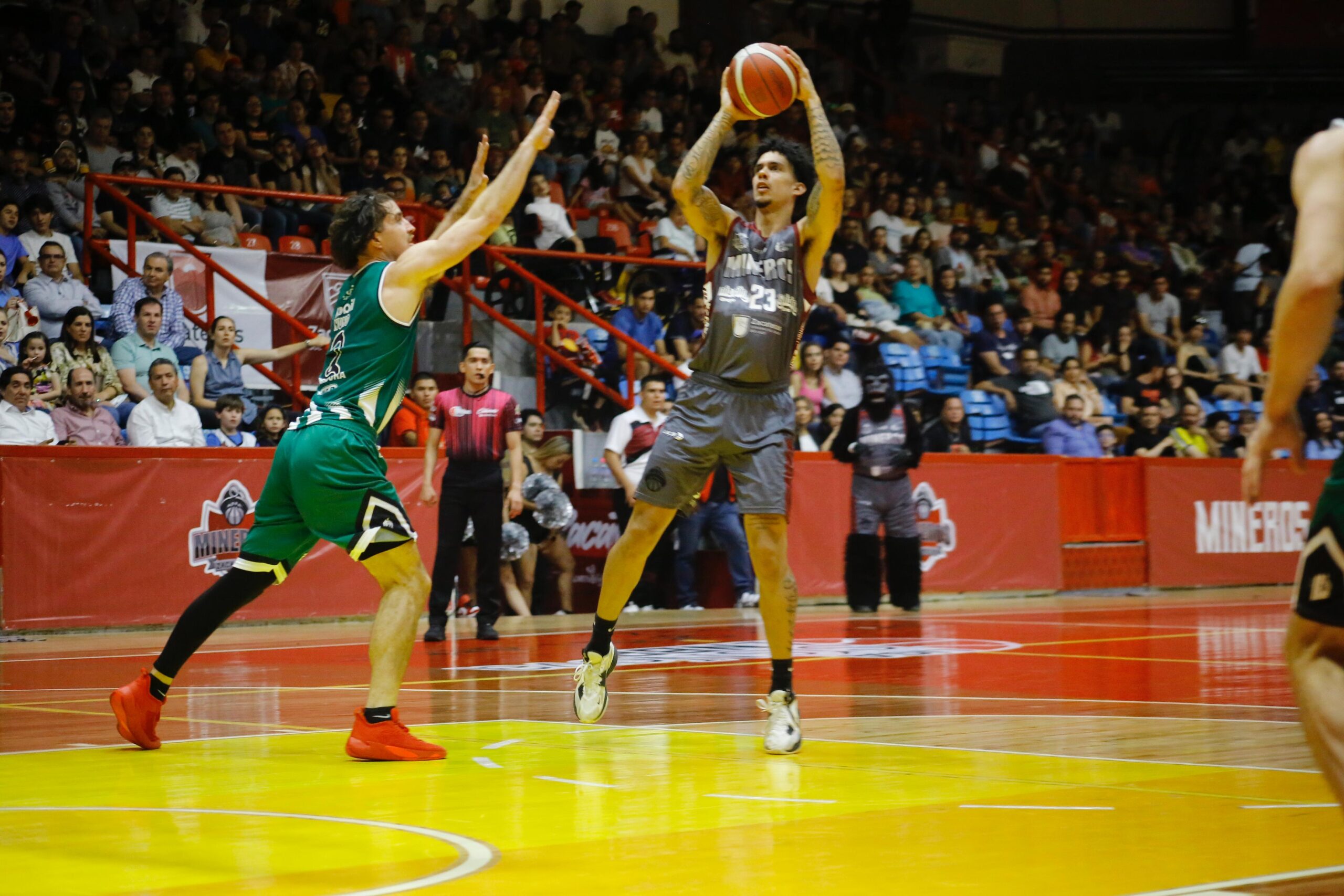 Segunda derrota consecutiva; Abejas vence a Mineros