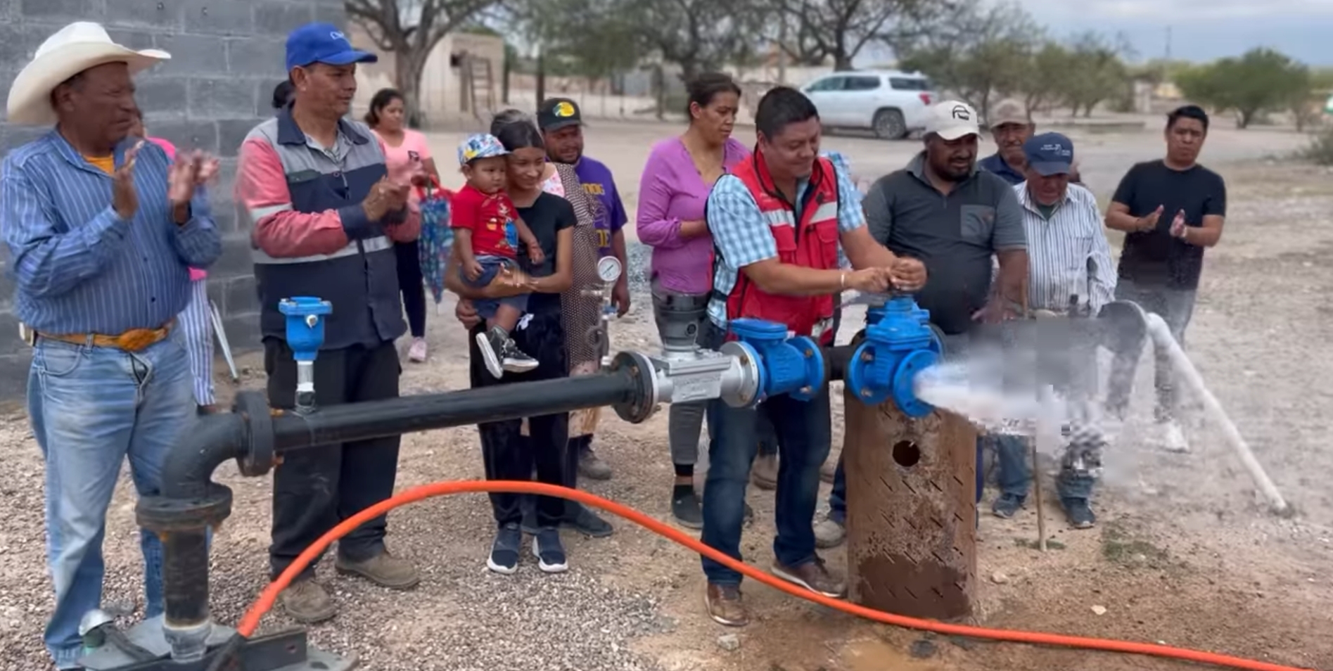 Cumple Pier Michel a los habitantes de Noria de Luis 