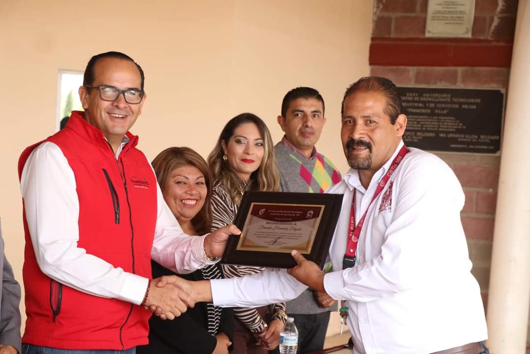 Cumple 47 años el CBTIS 104