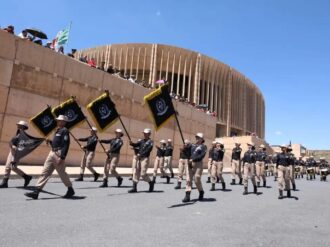 Al tope, matrícula del Bachillerato General Militarizado 