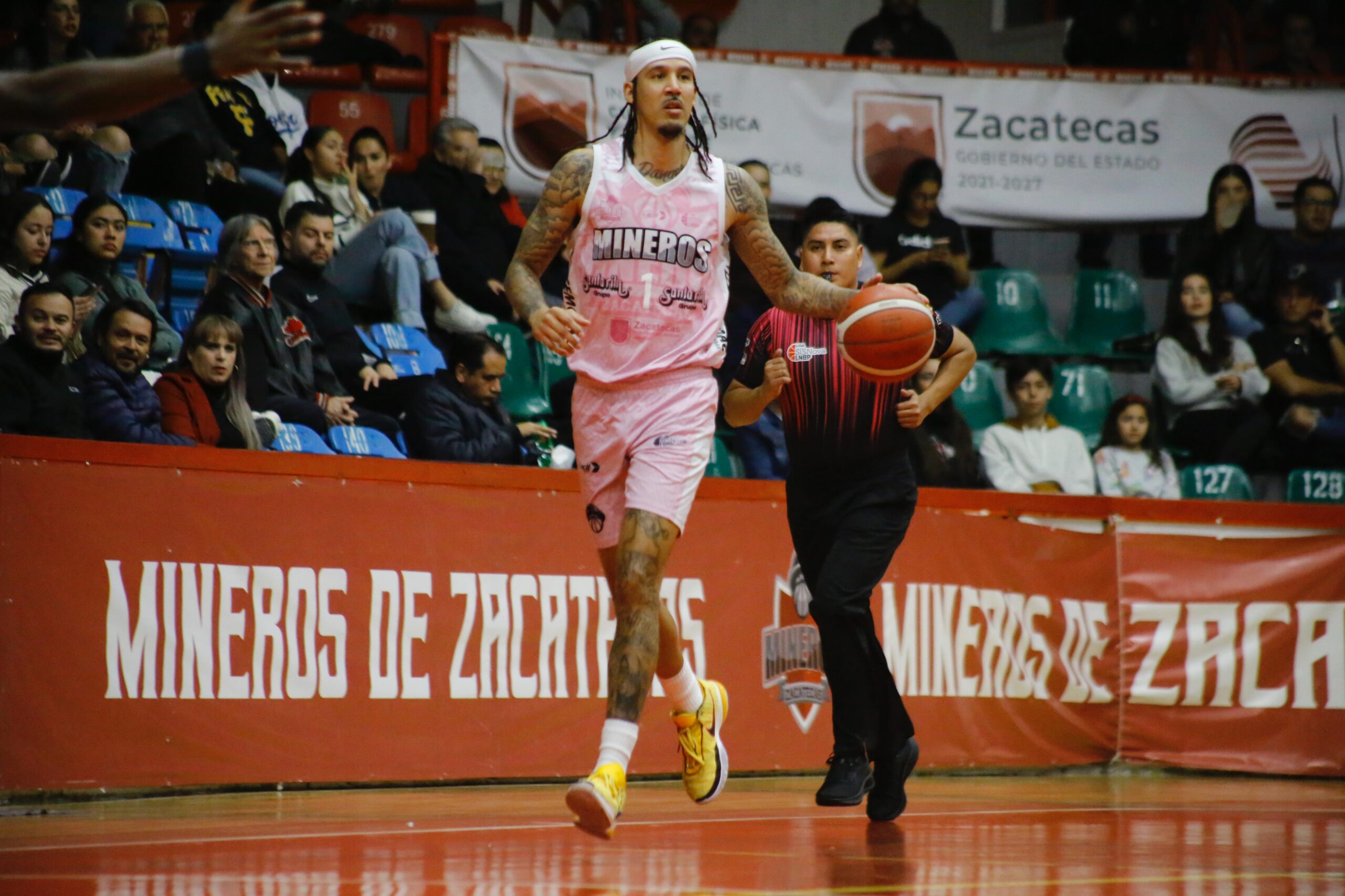 Vencen Mineros a Dorados en un duelo con final de alarido