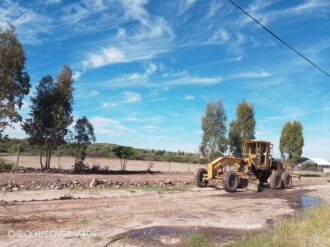 Dan mantenimiento a caminos
