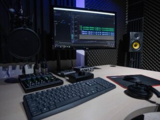 Aumenta audiencia y producción de podcast