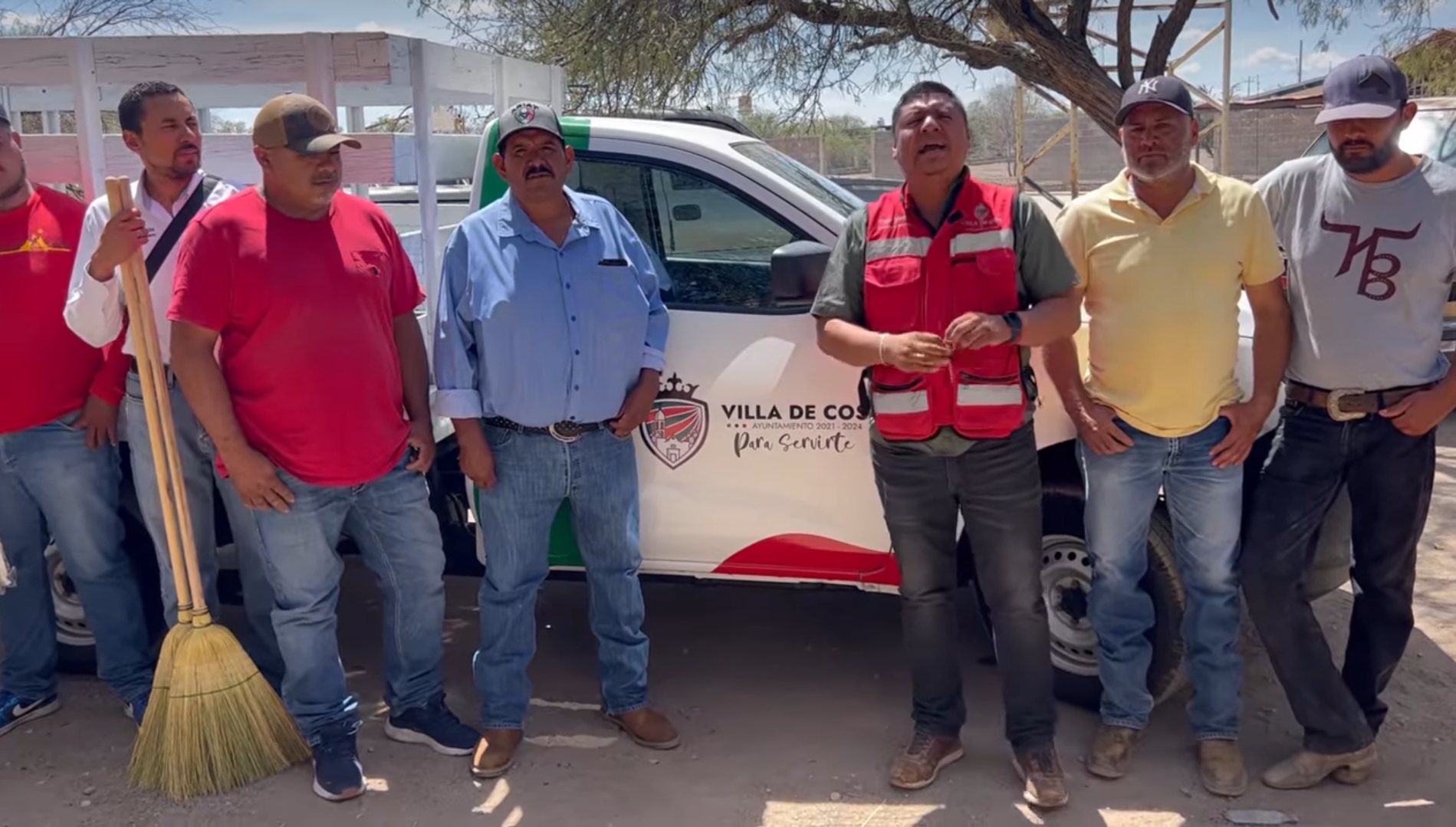 Entregan camioneta en El Mezquitillo para recoger basura 