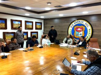 Apoya Río Grande a equipo de futbol de agricultores 