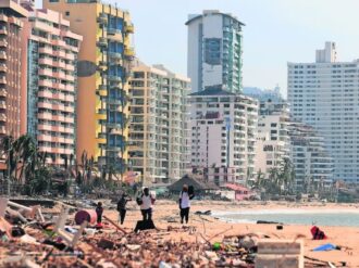 Rechaza AMLO crear fondo para Acapulco con excedentes petroleros