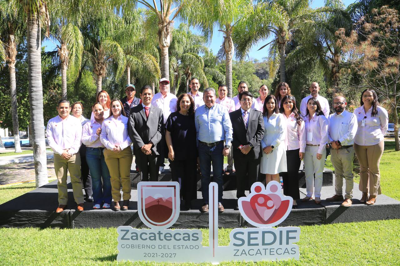 Se comprometen DIF y gobernantes a fortalecer a las familias 