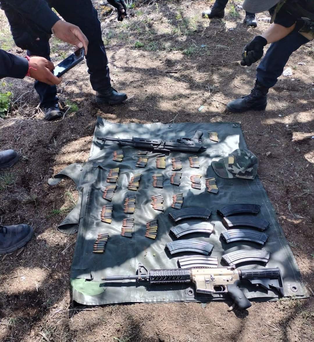 Desmantelan campamento en Tepetongo; aseguran armas