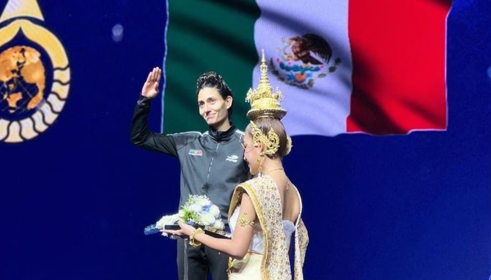 Laura Burgos, subcampeona de Muay Thai