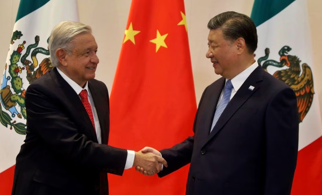 Presidente de China ofrece apoyo a México para compra de suministros para afectados por Otis