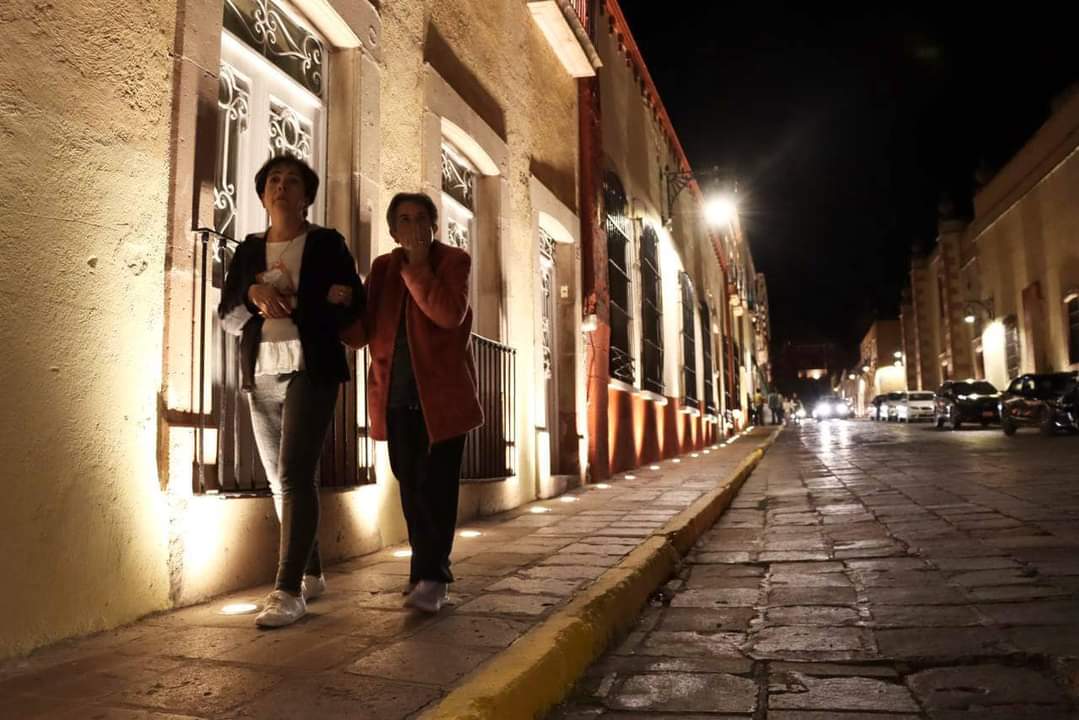 Iluminación del Centro Histórico, símbolo del trabajo en unidad