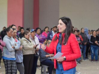 Beneficia el PRI a cientos de familias