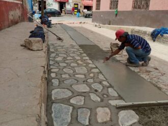 Construyen rampa para discapacitados en Sombrerete