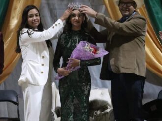 Joana y José Manuel, reyes de Bañuelos Nuevo