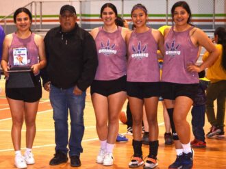 Guerreras y K.O, ganadores del Torneo de Basquetbol de Juan Aldama