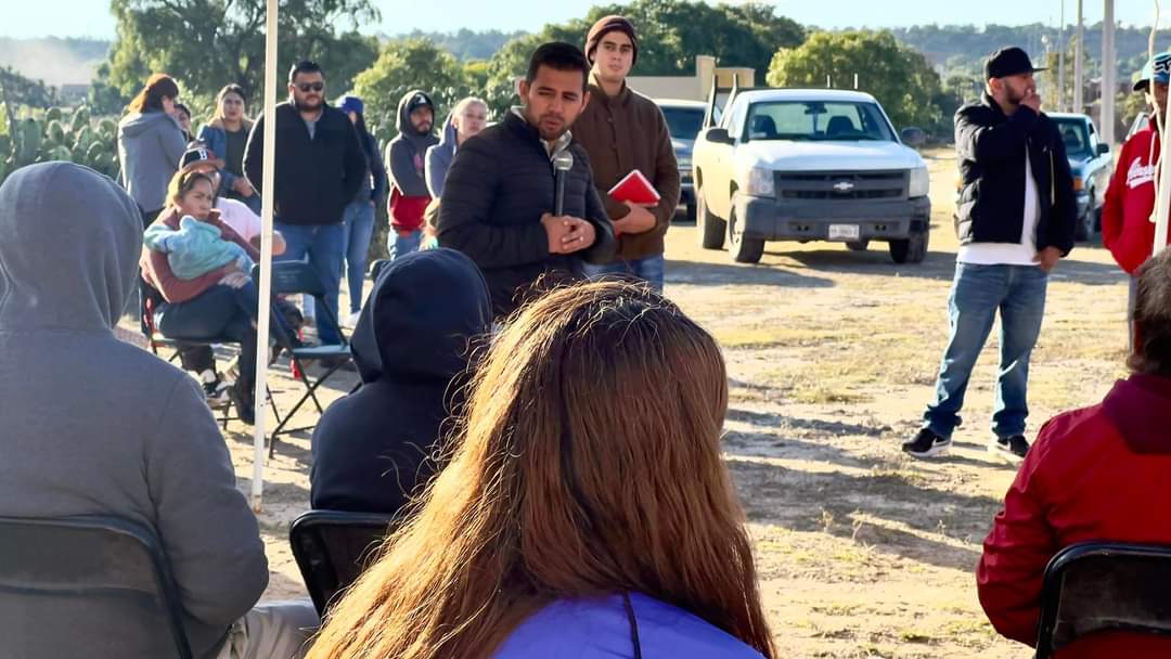 Completan ampliación eléctrica en El Sitio, Pinos