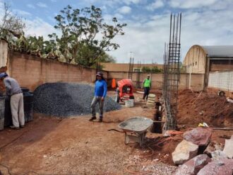 Construyen salones para catecismo en Pozo de Gamboa  