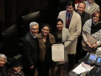 Sheinbaum y políticos de la 4T felicitan a Lenia Batres; oposición critica su designación en la SCJN