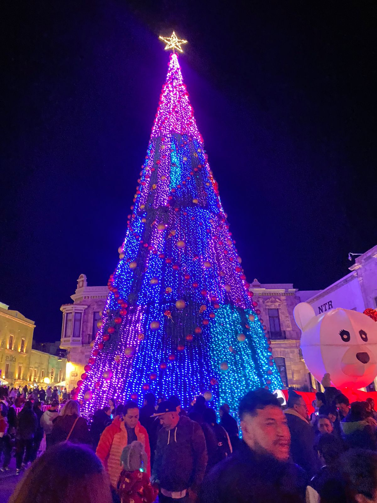 Inicia el Festival de Navidad 
