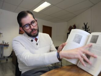 Publica Salvador Lira su libro tras 10 años de investigación