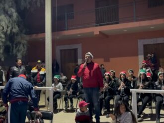 Sigue contagiando Pier Michel la magia de la Navidad 