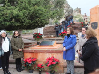 Develan placa conmemorativa en el Cerro de La Bufa 