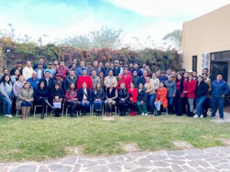 Firmes, priistas de Villa de Cos