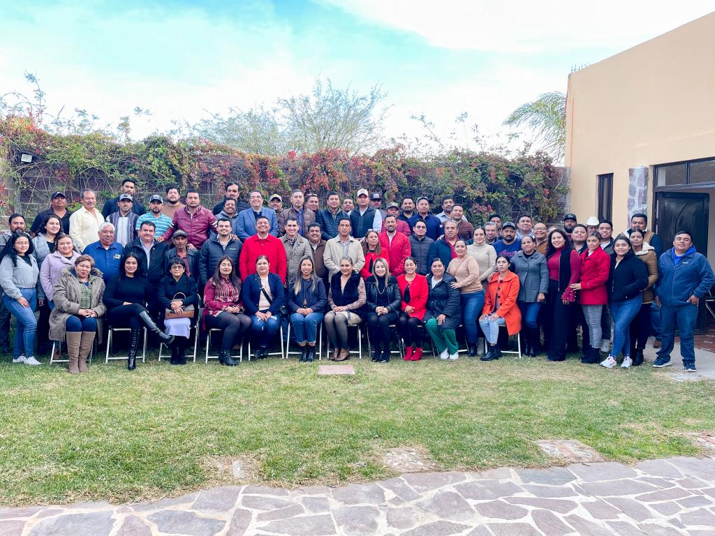 Firmes, priistas de Villa de Cos