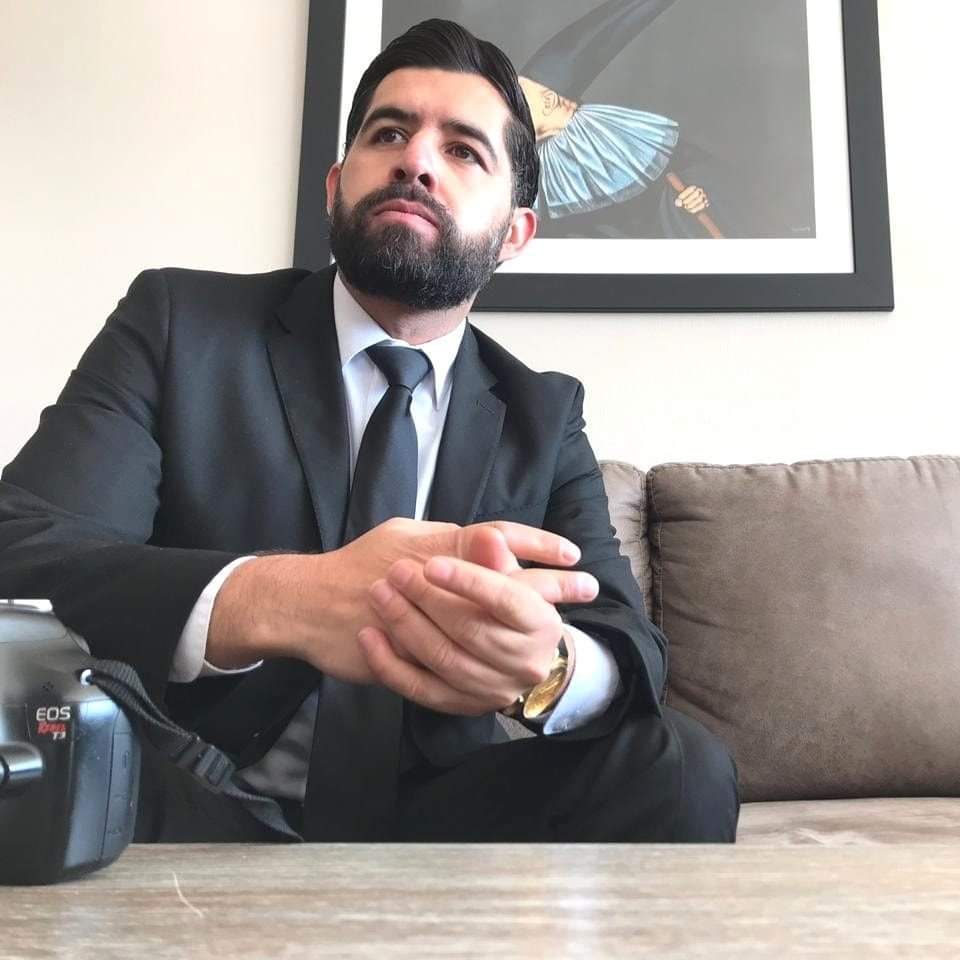 Anuncian pensionados denuncia contra el segundo piso 