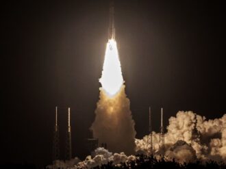 Proyecto Colmena: Nave lunar “Peregrino 1” pierde el control y se desvía de su trayectoria