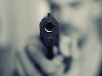 Siete de cada 10 homicidios se cometen con armas de fuego