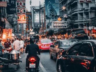 Recomiendan en Tailandia trabajar desde casa debido al alto nivel de contaminación