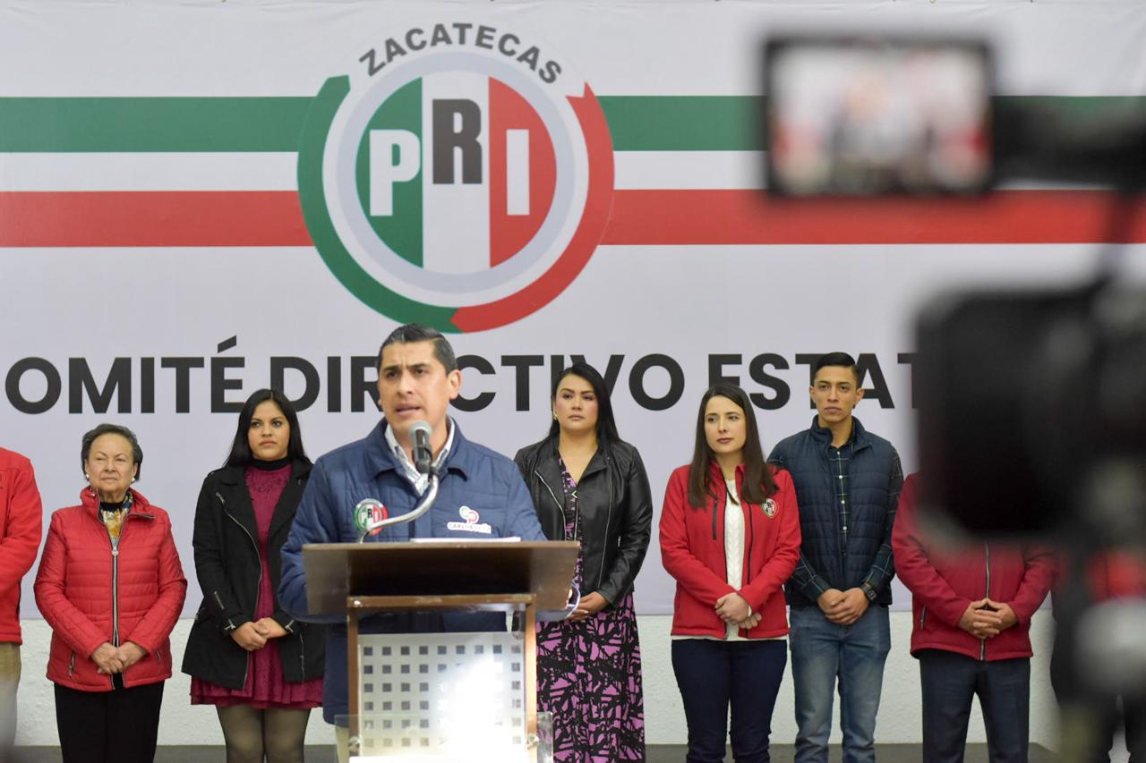 PRI en contra de reformas a la Constitución de AMLO: Peña Badillo