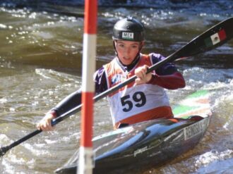 Sofía Reinoso, gana plata en Campeonato Panamericano de kayak