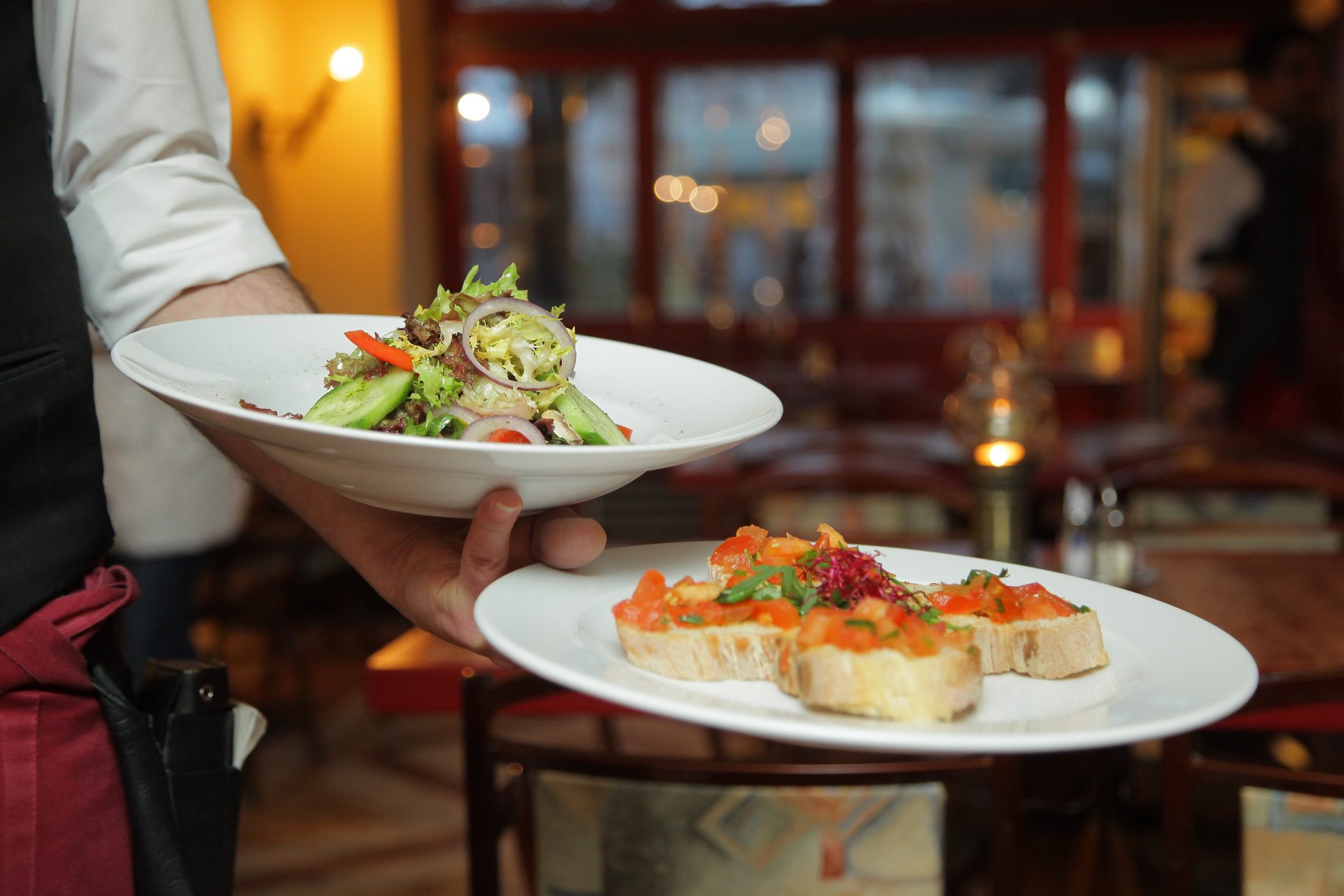 Espera un milagro el sector restaurantero