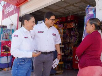 Recorren Jorge Miranda y Maribel Herrera Jardines del Sol