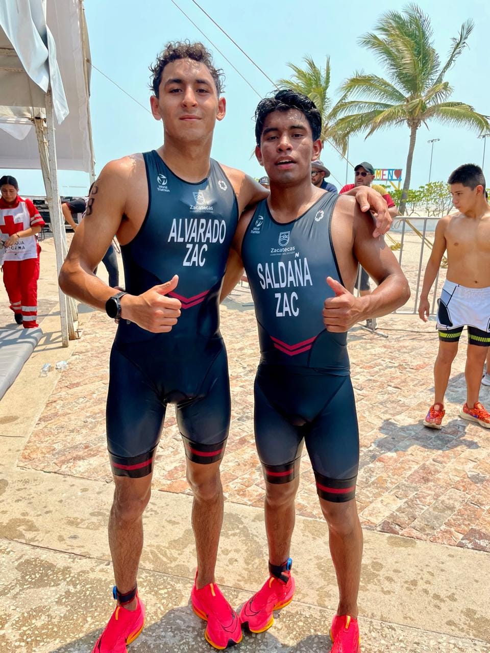 Plata y bronce para zacatecanos en Acuatlón