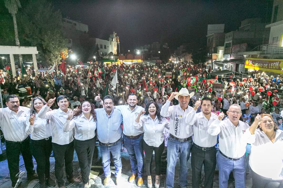 Arropa Juan Aldama a Hassan Garduño en su cierre de campaña