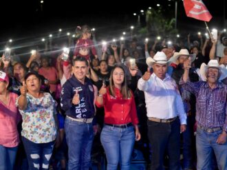 Llama Carlos Peña a eliminar los malos gobiernos