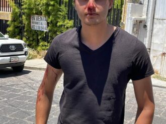 Denuncian agresión al equipo de Miguel Varela