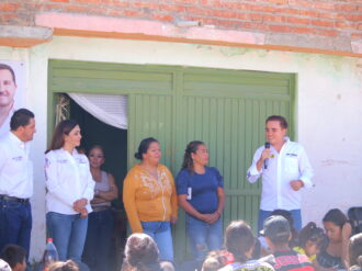 En la Colonia Satélite gente y líderes se suman al proyecto de Chuy Badillo