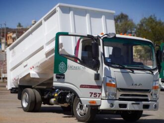 Fortalecen al Departamento de Limpia con nuevo parque vehicula