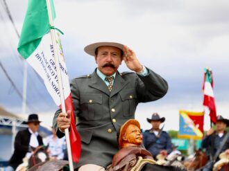 Con cabalgata conmemoran el 110 aniversario de la Toma de Zacatecas