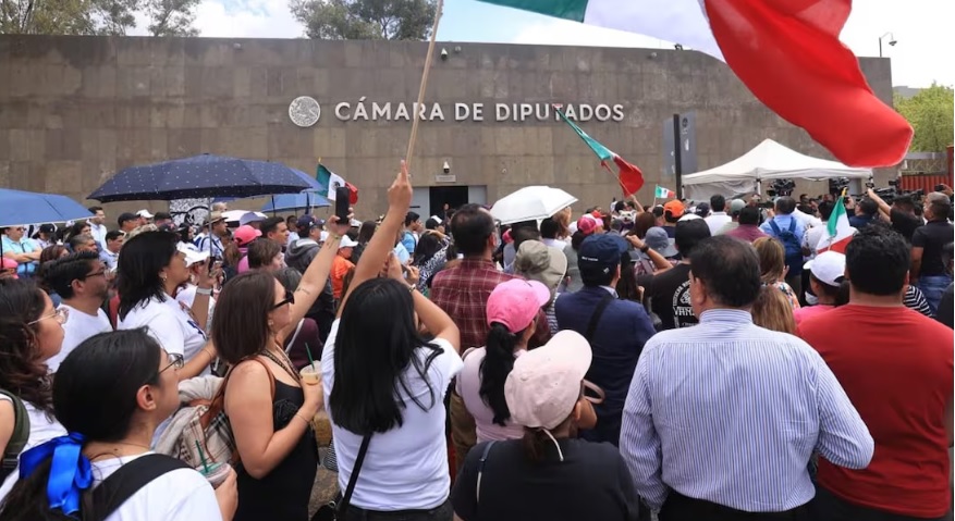 Suspenden diputados sesión de hoy «hasta nuevo aviso»