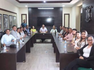 Trabajan en la entrega-recepción en Villa de Cos